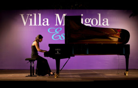 Valentina Lombardo in Villa Marigola (Lerici) Valentina Lombardo in Villa Marigola (Lerici)